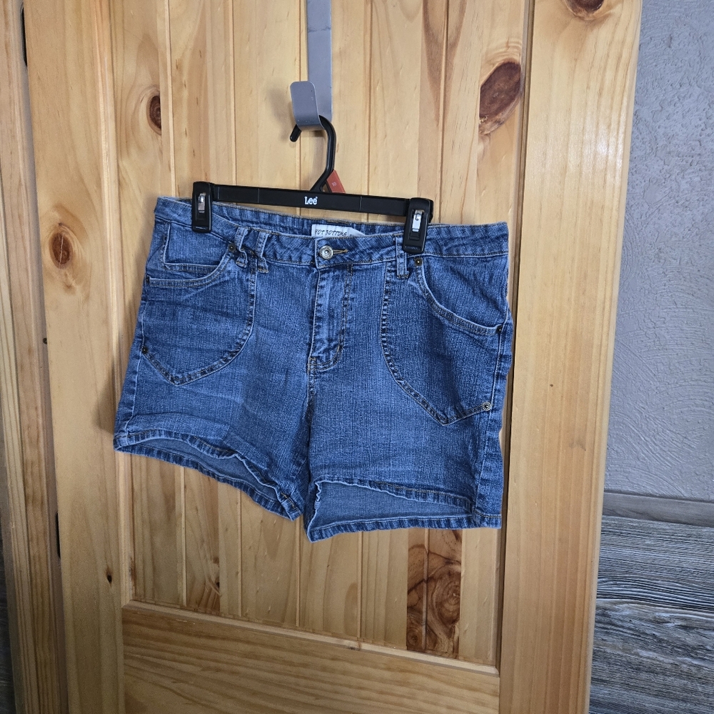 Hot Bottoms Womens Denim Shorts Size 18